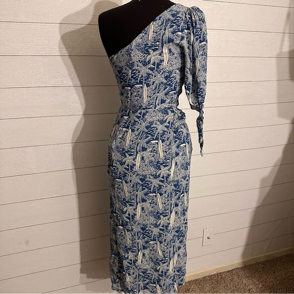 Reformation Rainey Dress Bali Blue Tropical One Shoulder Wrap Tie Size 8 - Picture 9 of 11